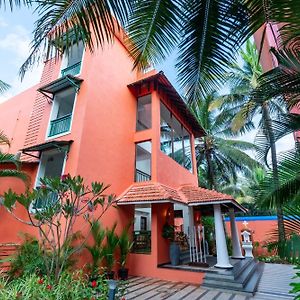 Mandrem Beach Resort, A Member Of Radisson Individuals Retreat